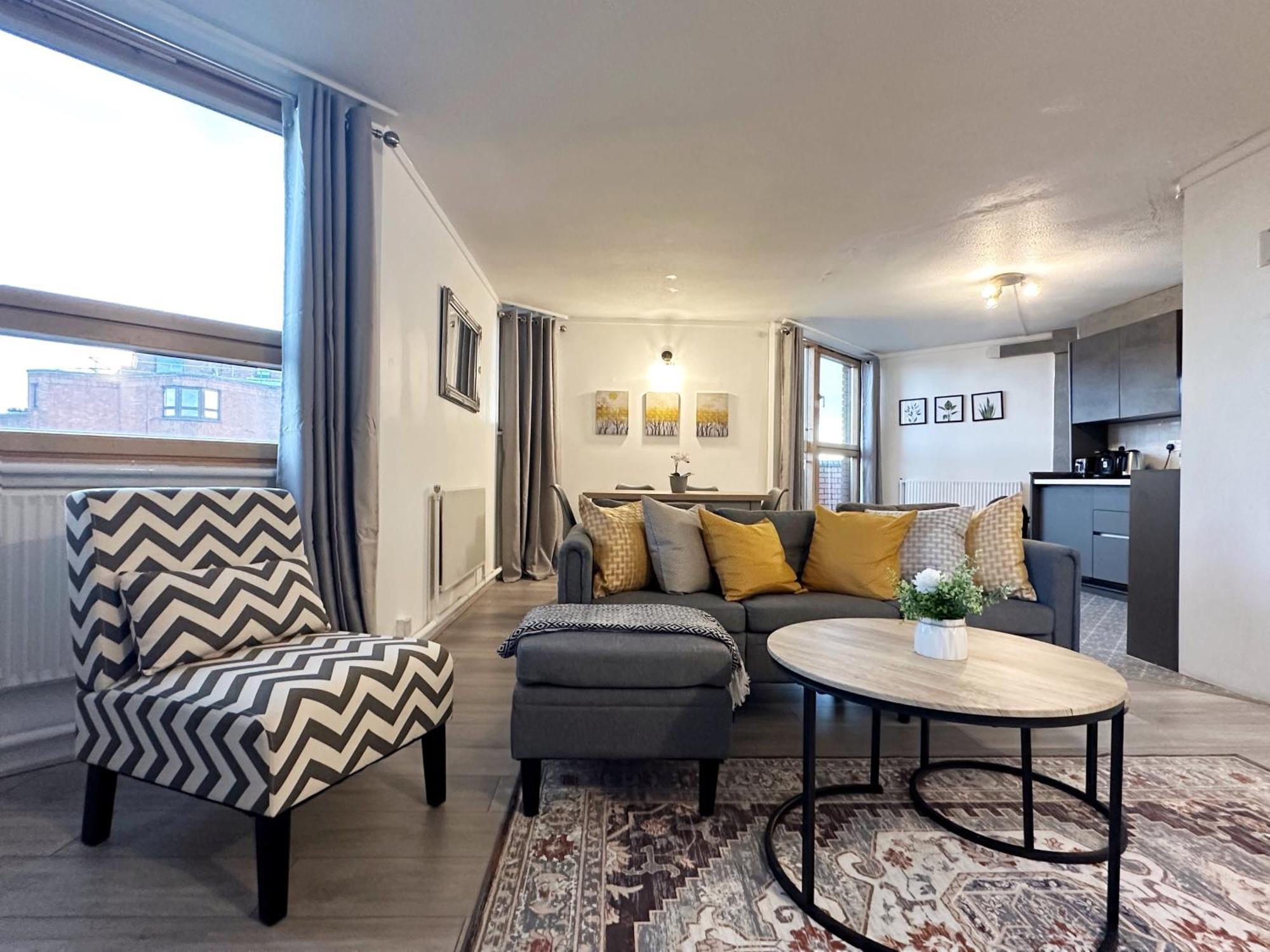 Aria's Place In Chelsea - 2 King Size Bed, 1 Double Bed Londra