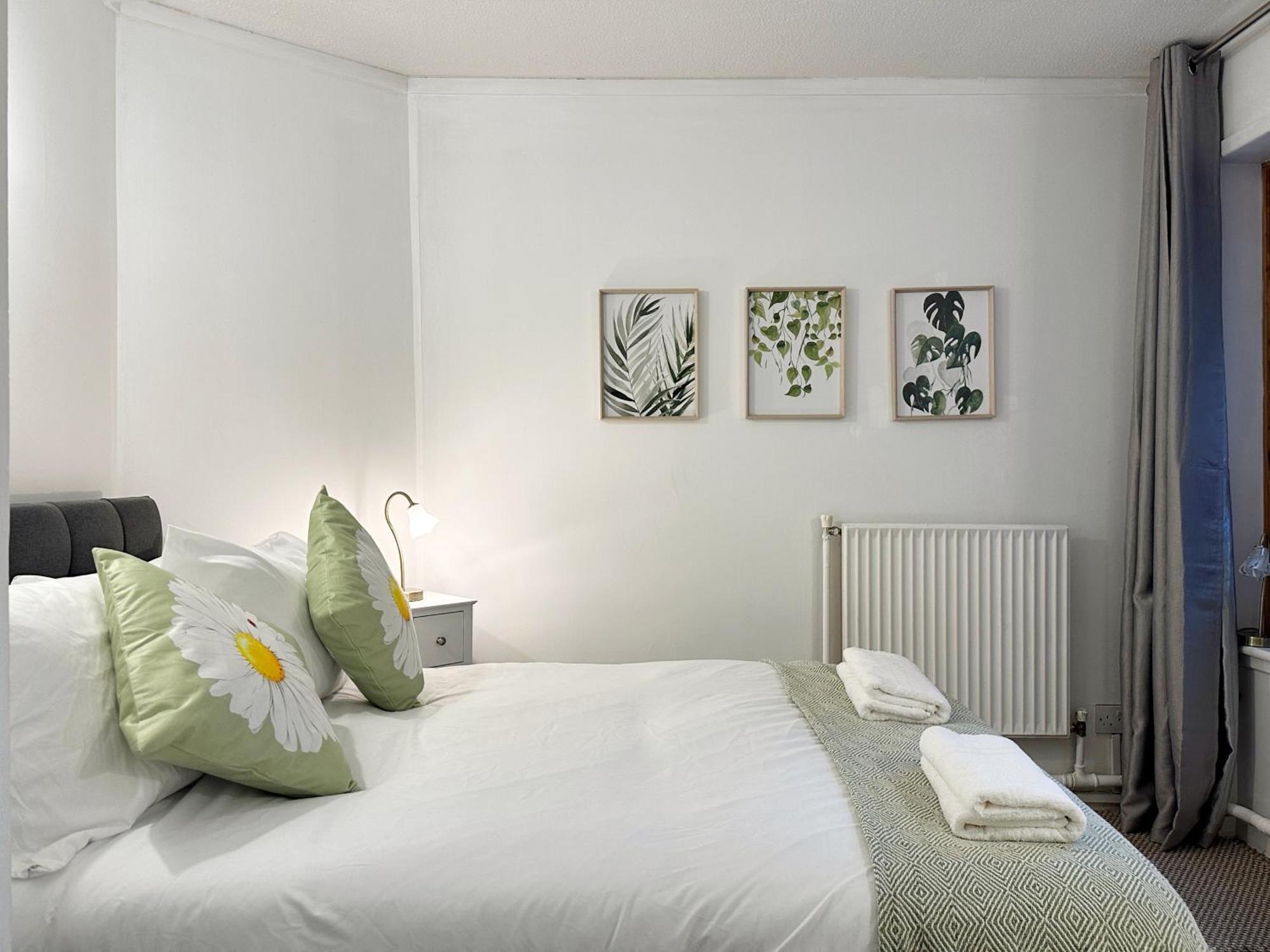 Aria's Place In Chelsea - 2 King Size Bed, 1 Double Bed * Londra